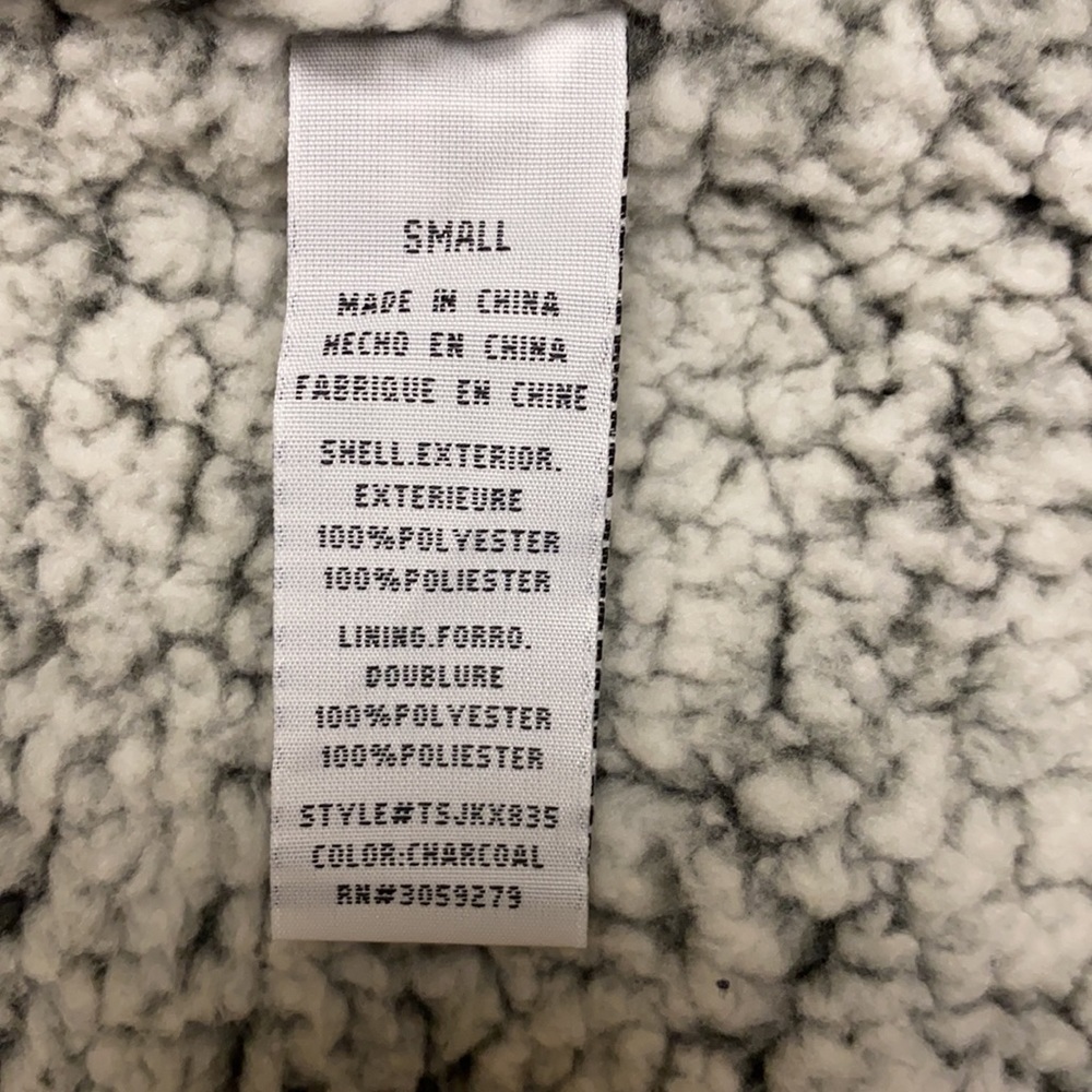Vest - Picture 5 of 6